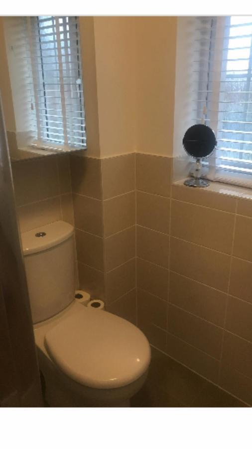 Double Room With En-Suite. Central For North West Rainhill Экстерьер фото