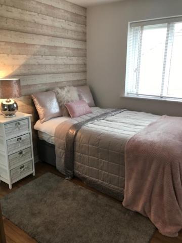 Double Room With En-Suite. Central For North West Rainhill Экстерьер фото